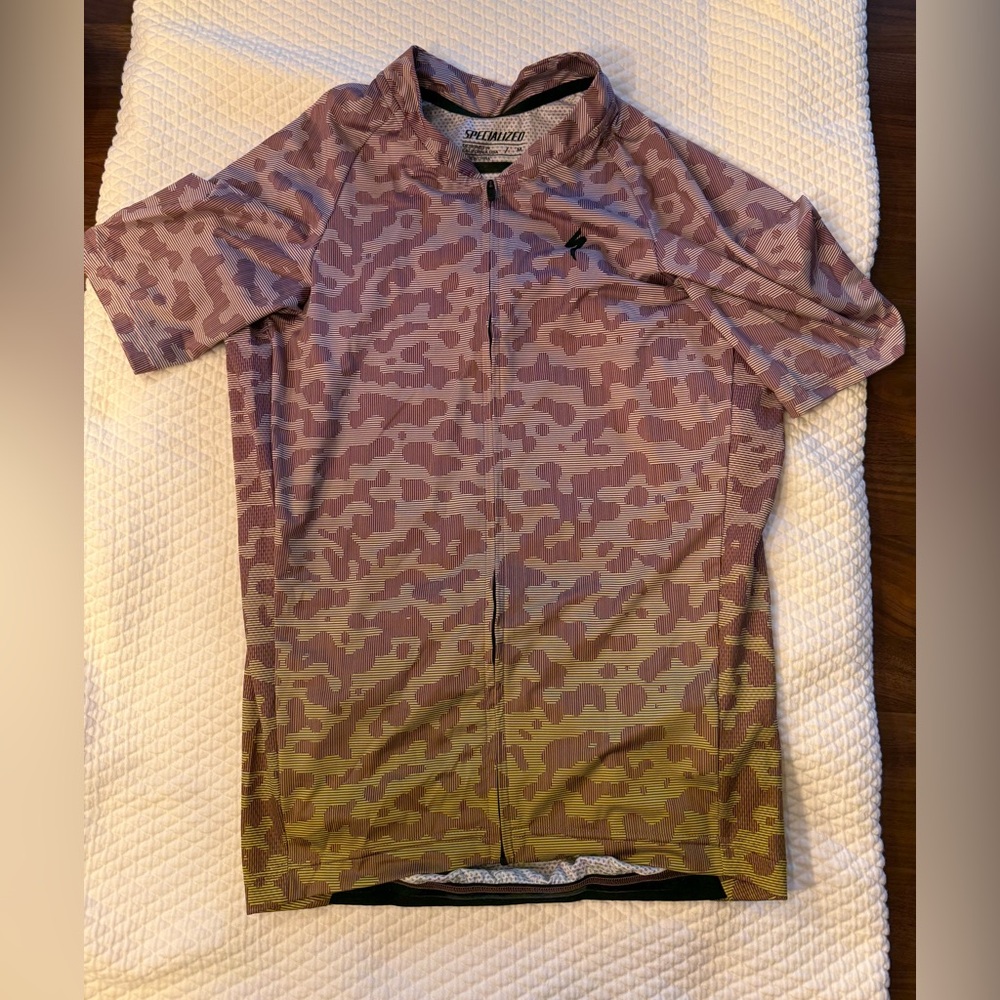 Specialized Mens medium Cycling Jersey
